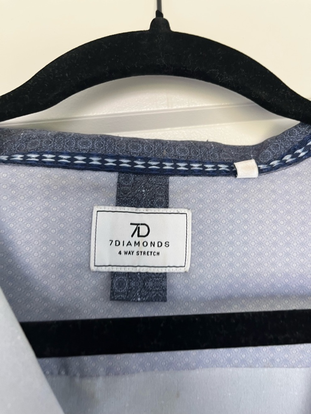 7 Diamonds Men's Short-Sleeve Button-Down Shirt - Navy Blue Geo Print - Picture 2 of 9